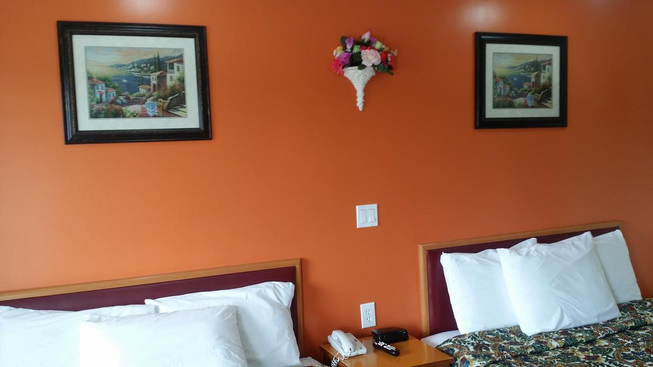 River Mist Inn Sturgeon Falls Bagian luar foto