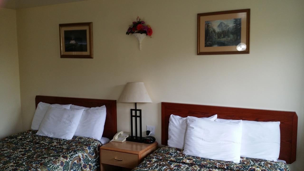 River Mist Inn Sturgeon Falls Bagian luar foto