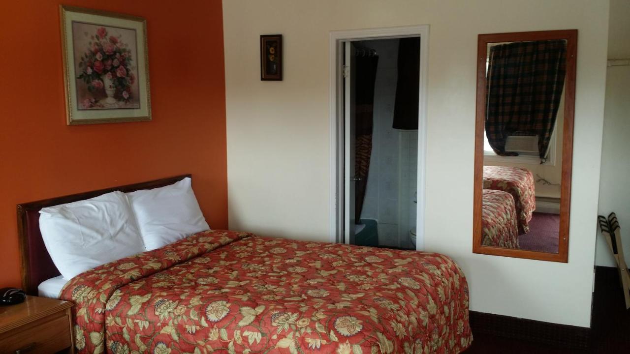 River Mist Inn Sturgeon Falls Bagian luar foto