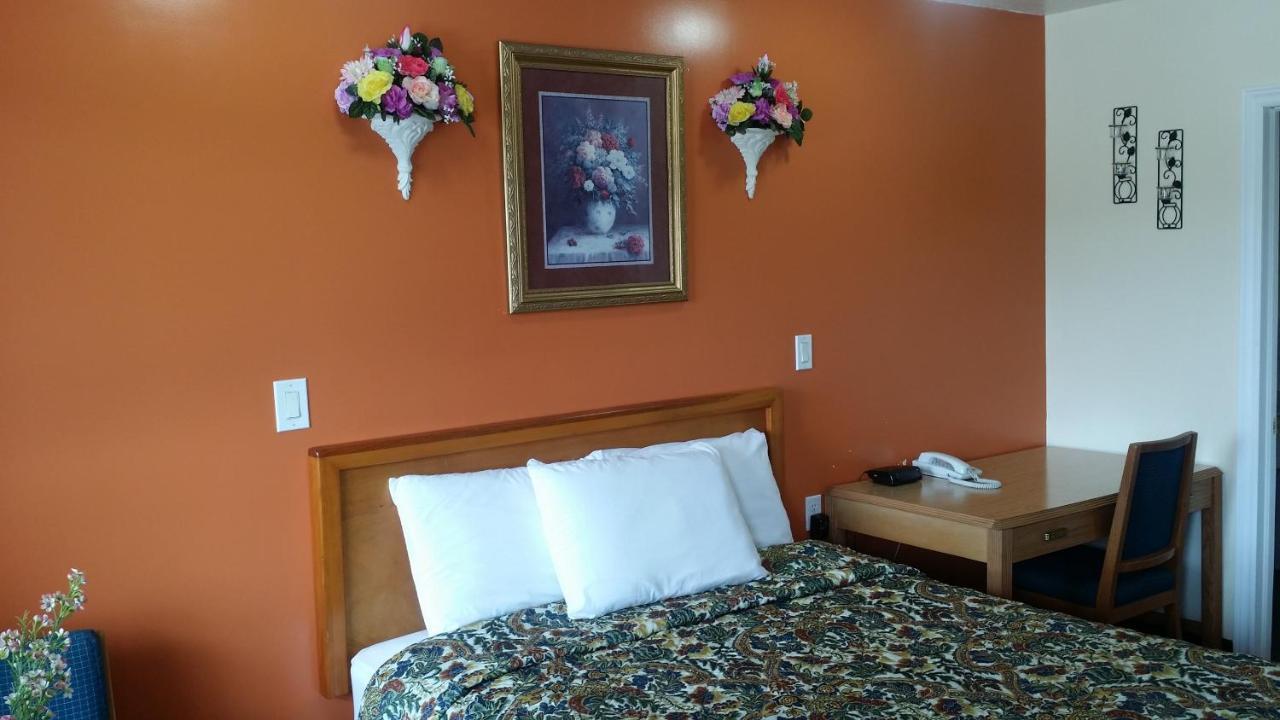 River Mist Inn Sturgeon Falls Bagian luar foto