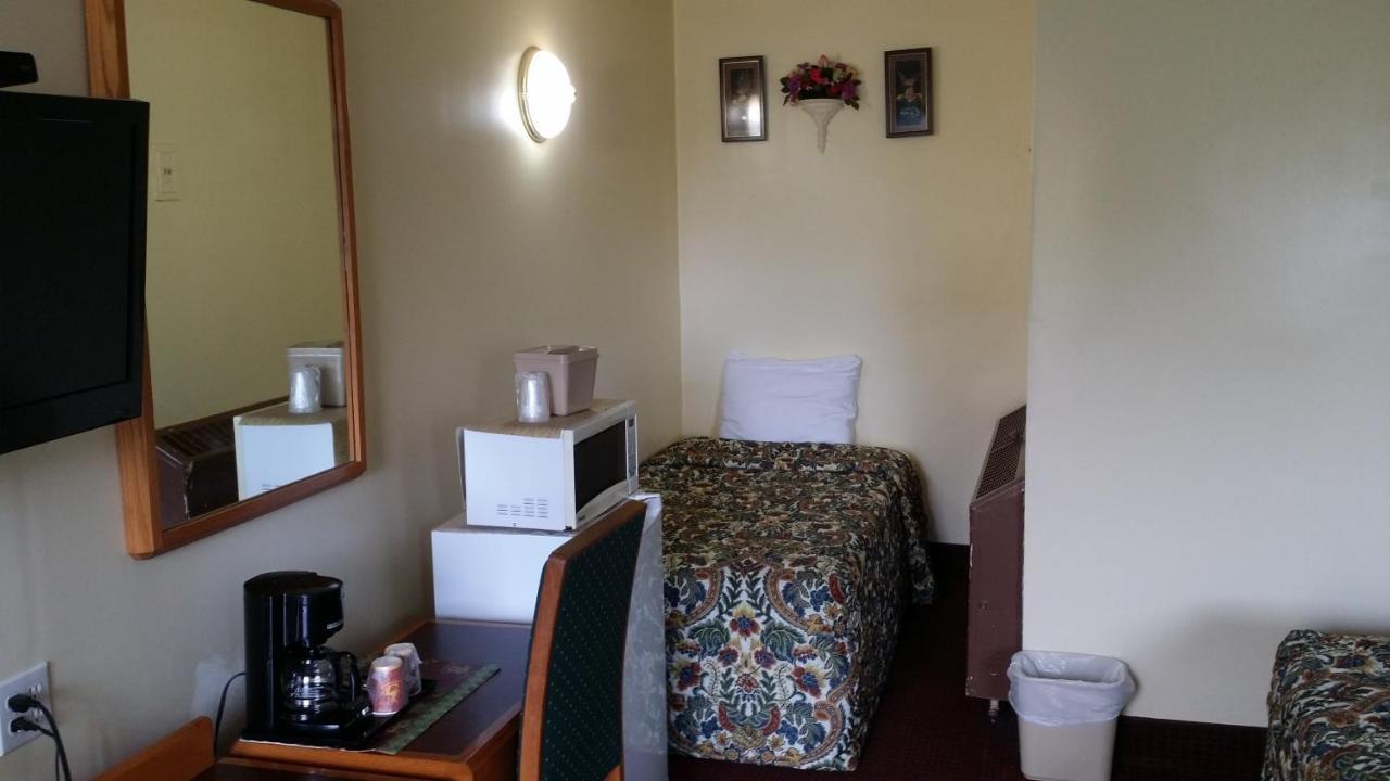 River Mist Inn Sturgeon Falls Bagian luar foto