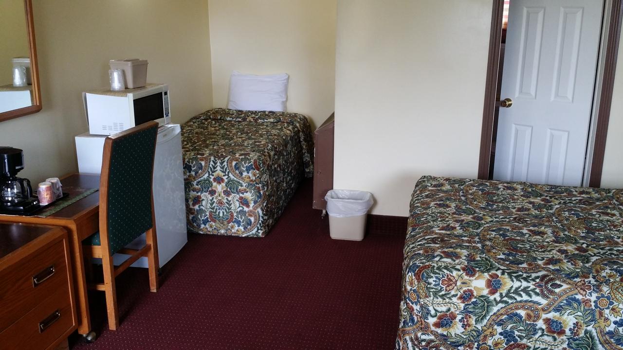 River Mist Inn Sturgeon Falls Bagian luar foto