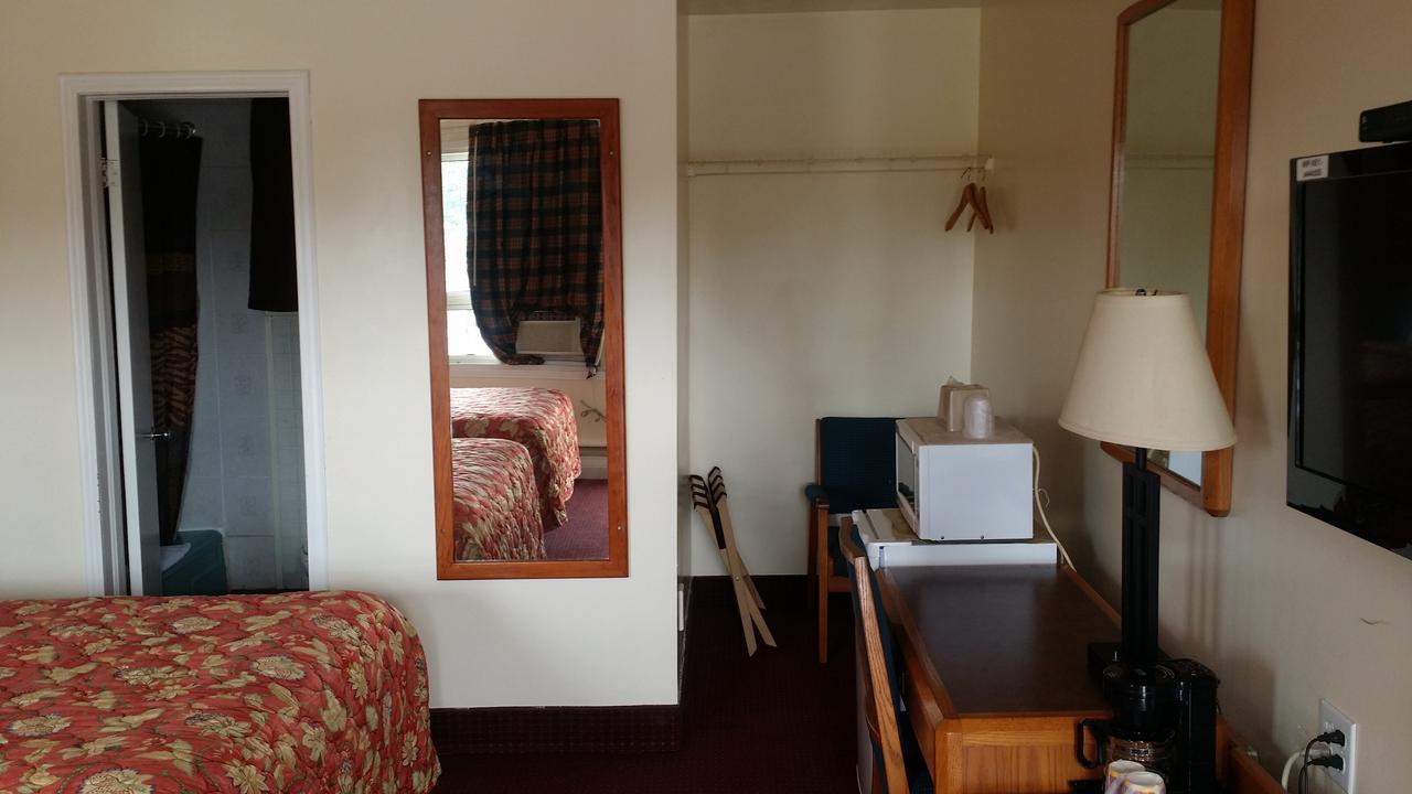 River Mist Inn Sturgeon Falls Bagian luar foto