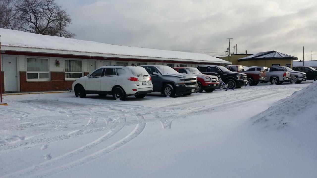 River Mist Inn Sturgeon Falls Bagian luar foto