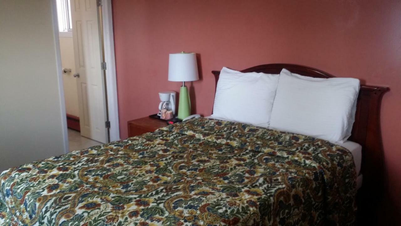 River Mist Inn Sturgeon Falls Bagian luar foto