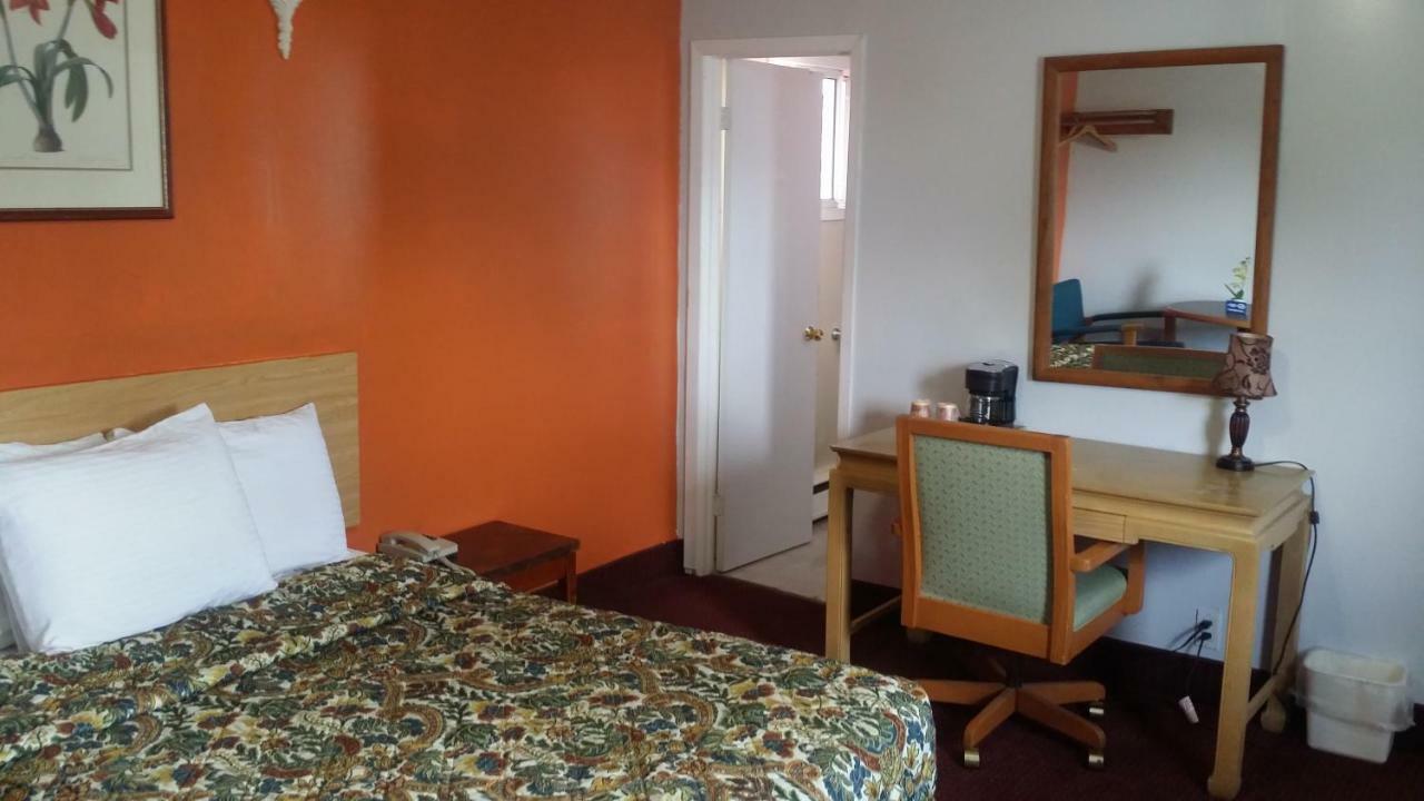 River Mist Inn Sturgeon Falls Bagian luar foto